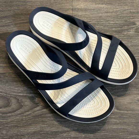 Crocs Swiftwater Casual Strappy Sandals Size 9 White Navy Slides Beach Pool - Picture 6 of 7